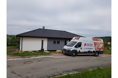 Zateplení stropu novostavby rodinného domu typu dřevostavba v Lukavici